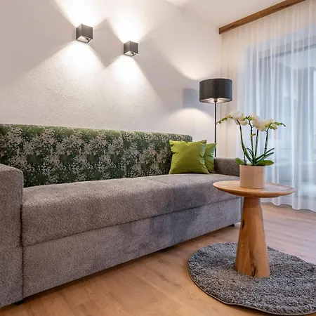 Apartamento Kreuzjoch-1 By Interhome Zell am Ziller